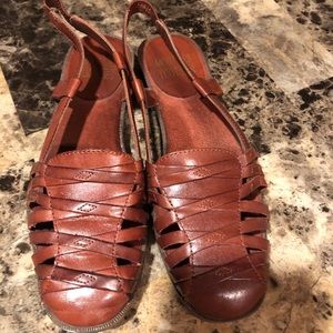 Mootsies Tootsies size 7 1/2" sandals EUC